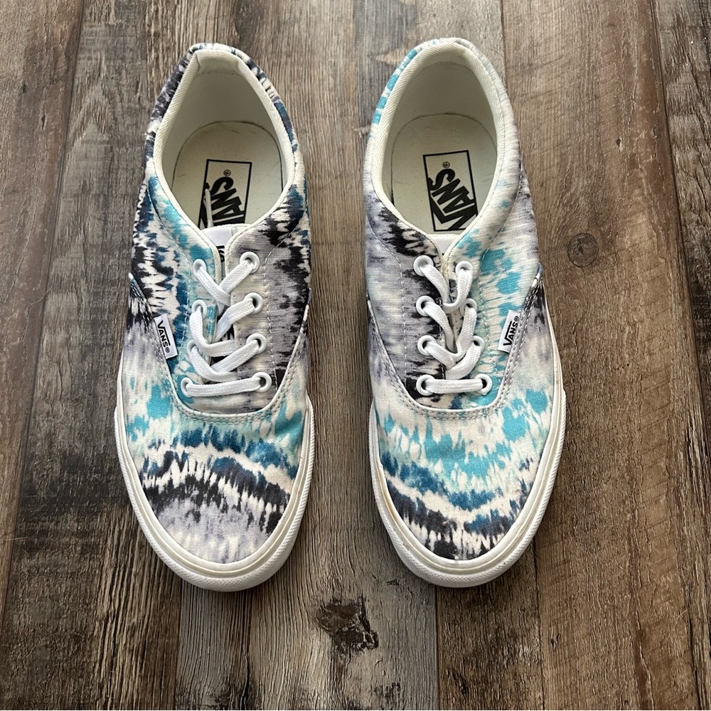 Blue & White Tie Dye Doheny Vans